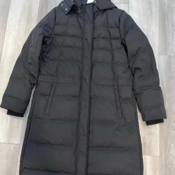 Theory Black Puffer - Picture 3 of 4